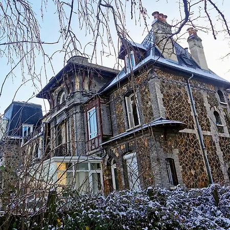 Seine-Front Apt In Stone House With Parking And Garden, Lacroix Island Ruan Exterior foto